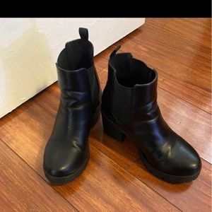 Soda Ankle Boots